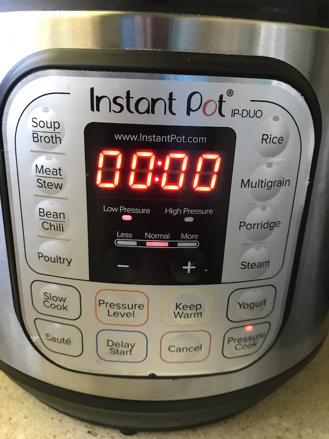 How To Use an Instant Pot Trivet [Tips & More] - A Pressure Cooker Kitchen